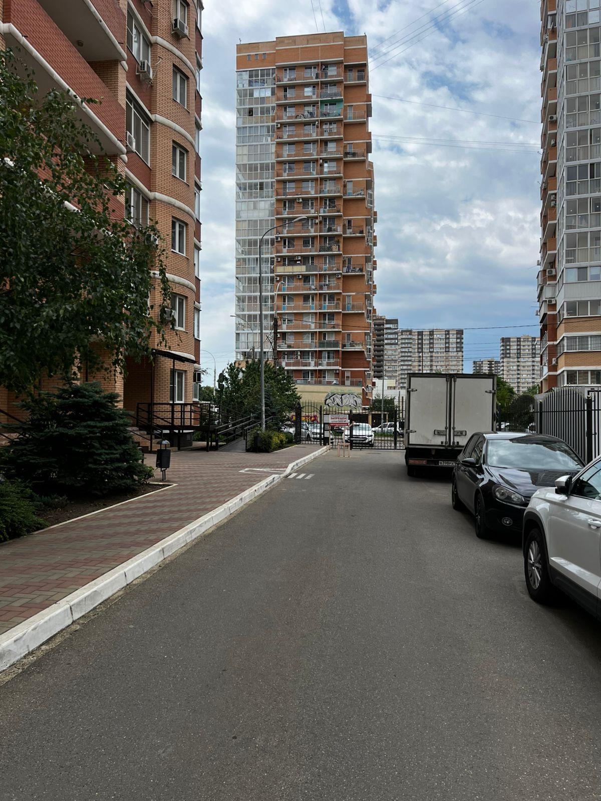 Фото №14: 2-комнатная квартира 90 м² - Краснодар, Прикубанский внутригородской округ, мкр. 9-й километр, пр-д Репина, 1/2