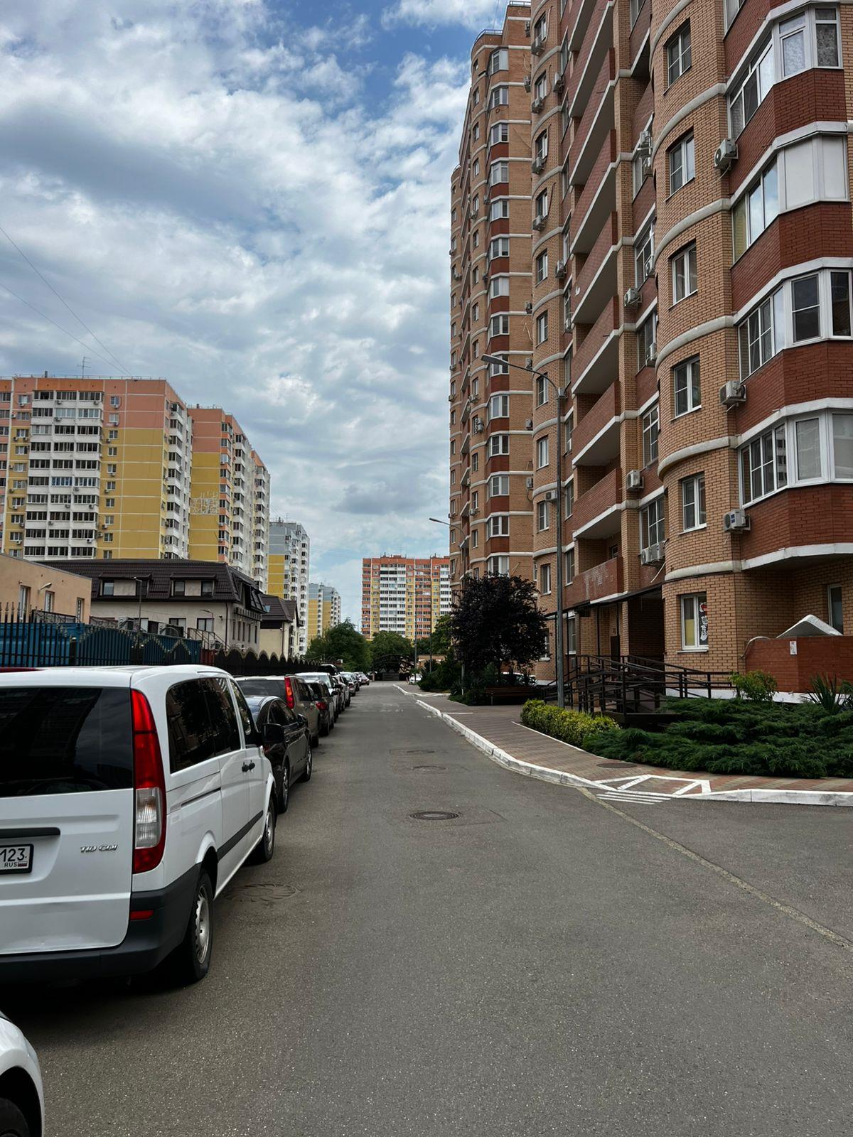 Фото №13: 2-комнатная квартира 90 м² - Краснодар, Прикубанский внутригородской округ, мкр. 9-й километр, пр-д Репина, 1/2