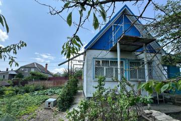 Фото №1: Дом 30 м² - Знаменский, мкр. СНТ Автомобилист-2, ул. Малиновая, 263