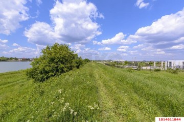 Фото №1: Земельный участок под ИЖС 10 сот. - Старобжегокай, ул. Почтовая, 10