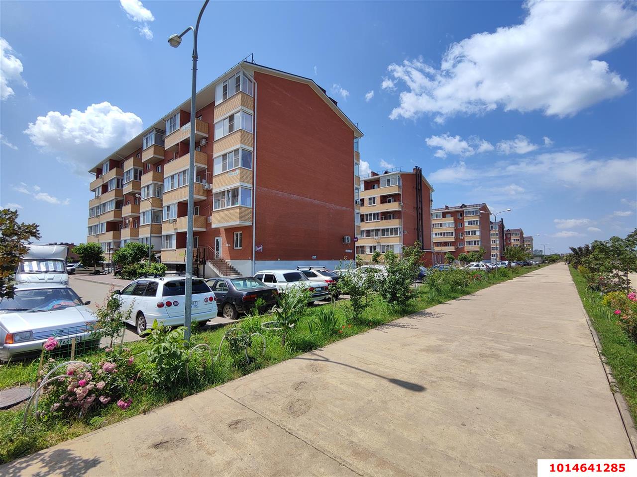 Фото №2: Торговое помещение 57 м² - Российский, Прикубанский внутригородской округ, ул. имени В.М. Комарова, 106Б