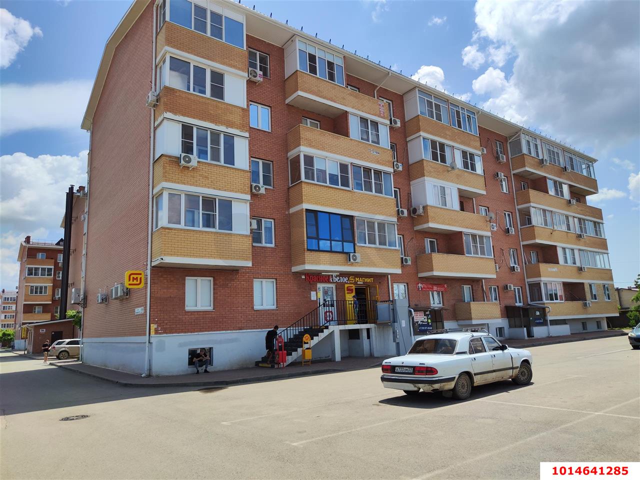 Фото №4: Торговое помещение 57 м² - Российский, Прикубанский внутригородской округ, ул. имени В.М. Комарова, 106Б