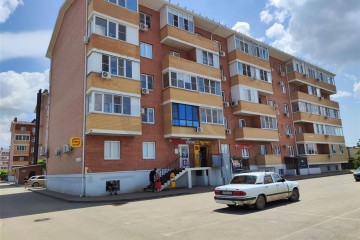 Фото №4: Торговое помещение 57 м² - Российский, мкр. Прикубанский внутригородской округ, ул. имени В.М. Комарова, 106Б