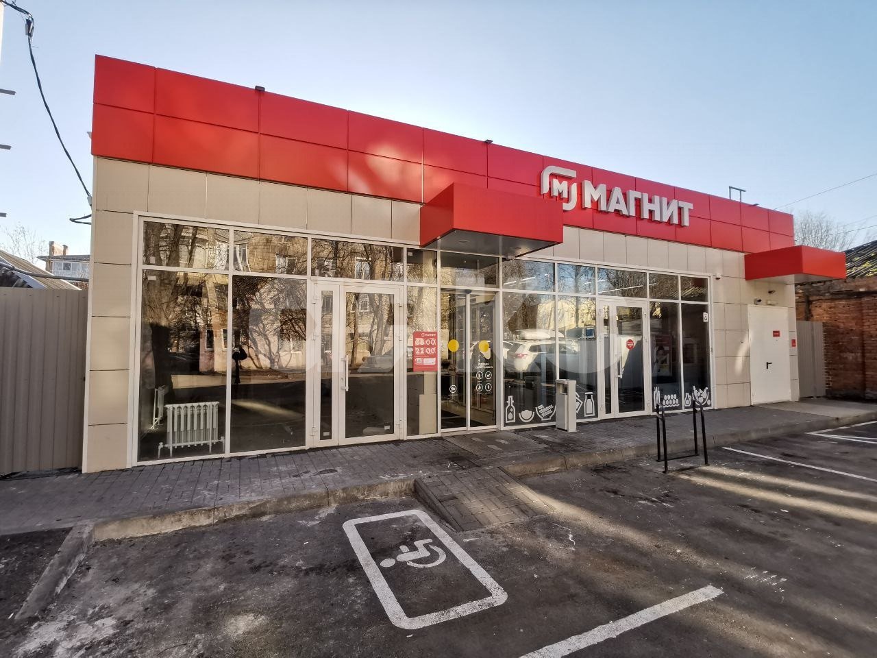 Фото №1: Торговое помещение 520 м² - Ростов-на-Дону, Западный, ул. Токарная, 60А