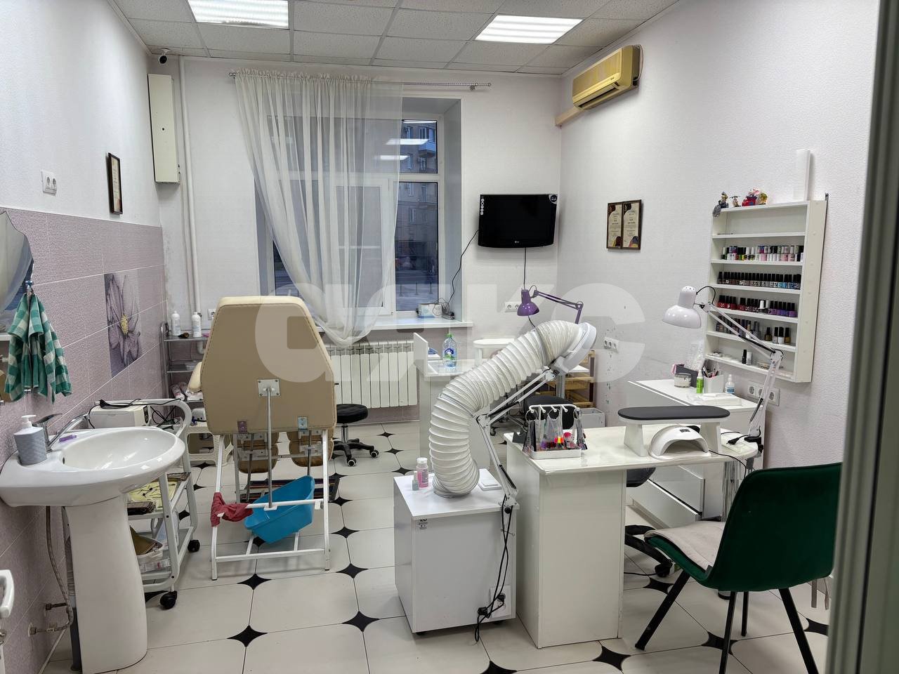 Фото №39: Коммерция 313 м² - Волгоград, Тракторозаводский, ул. Дзержинского, 15