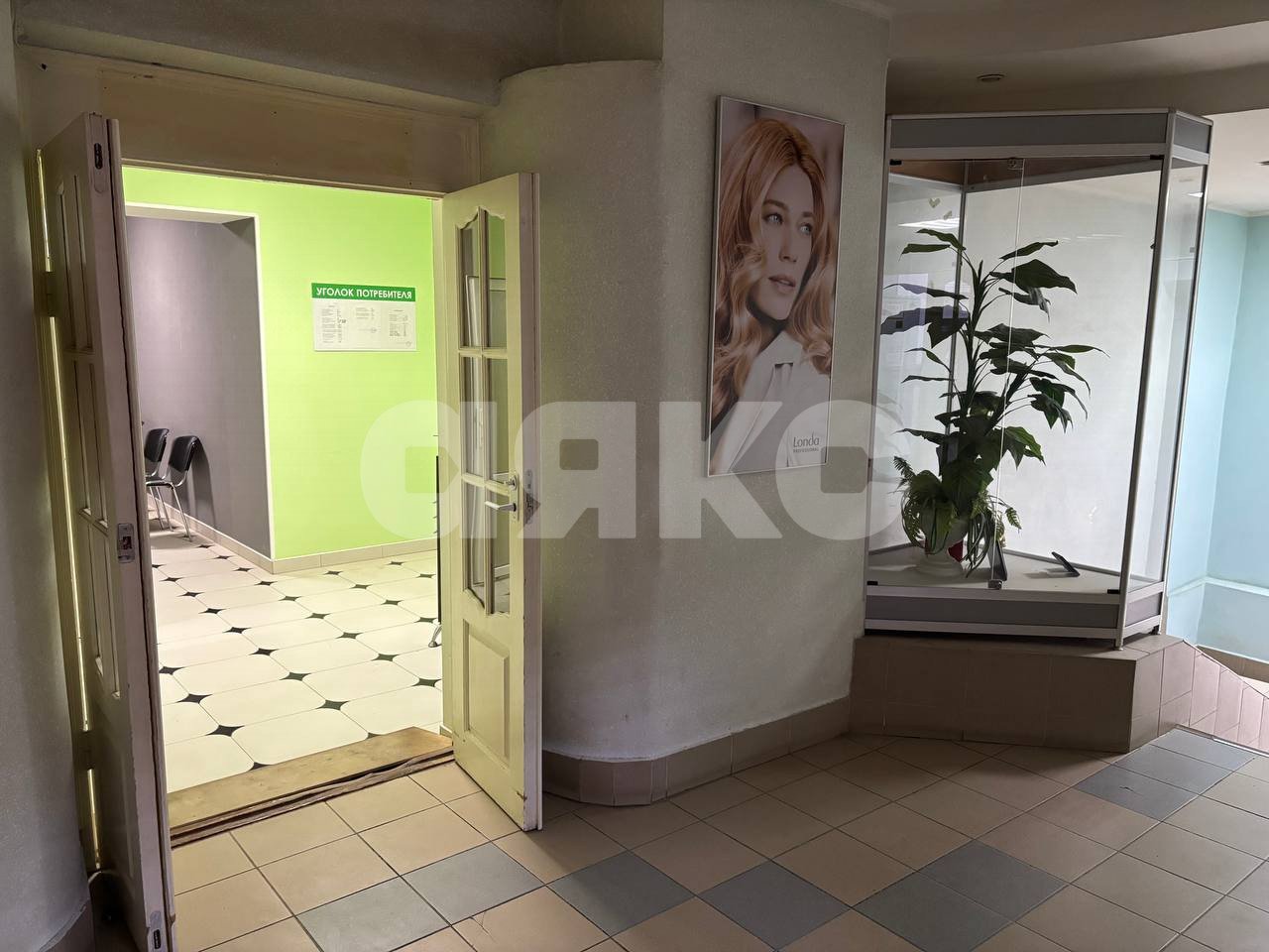 Фото №19: Коммерция 313 м² - Волгоград, Тракторозаводский, ул. Дзержинского, 15