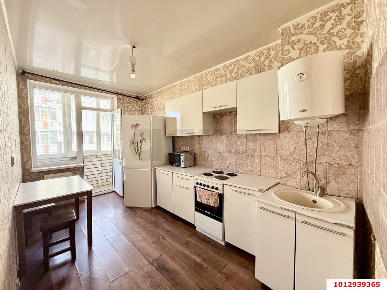 Фото №4: 1-комнатная квартира 35 м² - Российский, Прикубанский внутригородской округ, ул. Ратной Славы, 46