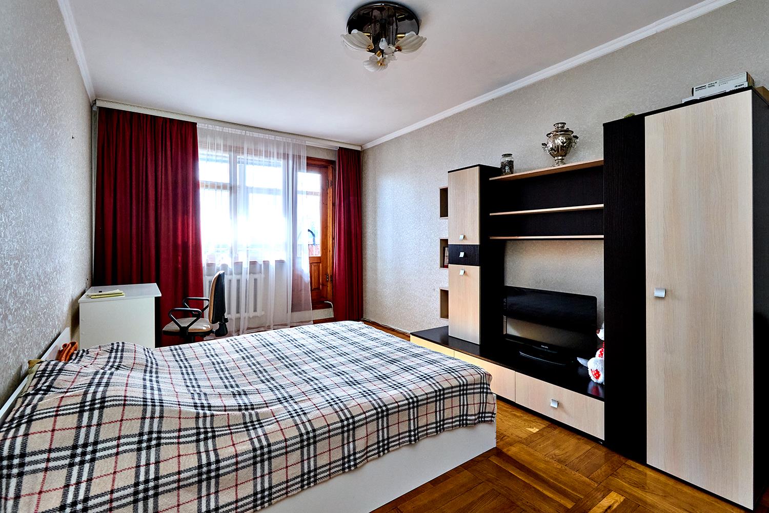 Фото №5: 4-комнатная квартира 102 м² - Краснодар, Прикубанский внутригородской округ, мкр. Восточно-Кругликовский, ул. имени 40-летия Победы, 93