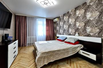 Фото №1: 4-комнатная квартира 96 м² - Краснодар, мкр. Восточно-Кругликовский, ул. имени 40-летия Победы, 93