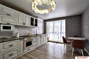 Фото №1: 3-комнатная квартира 79 м² - Краснодар, мкр. Юбилейный, б-р Платановый, 2