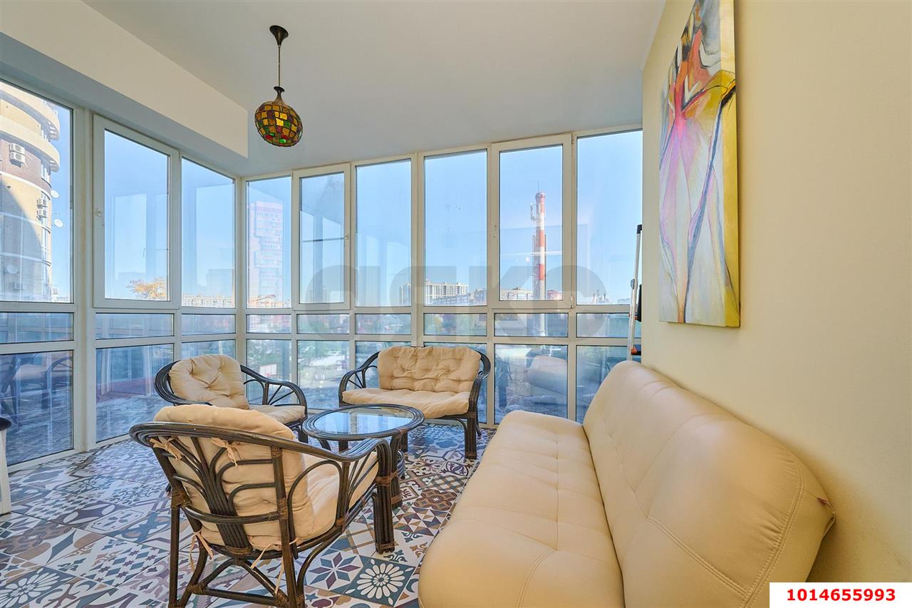 Фото №2: 3-комнатная квартира 123 м² - Краснодар, Западный внутригородской округ, Фестивальный, мкр. жилой комплекс Триумф, ул. имени П.М. Гаврилова, 27