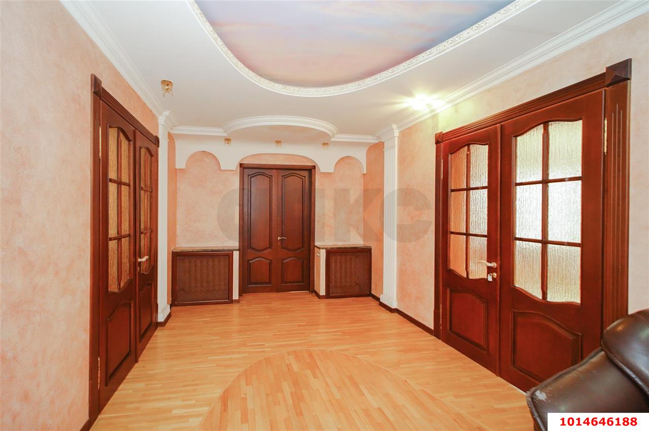 Фото №6: Дом 442 м² + 5.72 сот. - Краснодар, Центральный внутригородской округ, мкр. Дубинка, ул. КИМ, 161