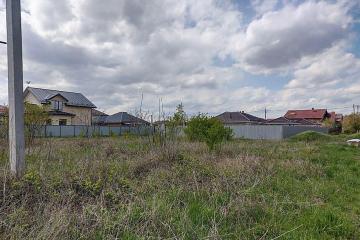 Фото №1: Земельный участок 8.4 сот. - Индустриальный, мкр. Дивный, 