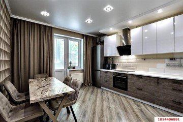 Фото №1: 2-комнатная квартира 83 м² - Краснодар, мкр. Музыкальный, ул. имени Сергея Есенина, 110/1