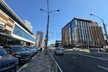 Фото №1: Офисное помещение 93 м² - Краснодар, мкр. Центральный, ул. Мира, 1