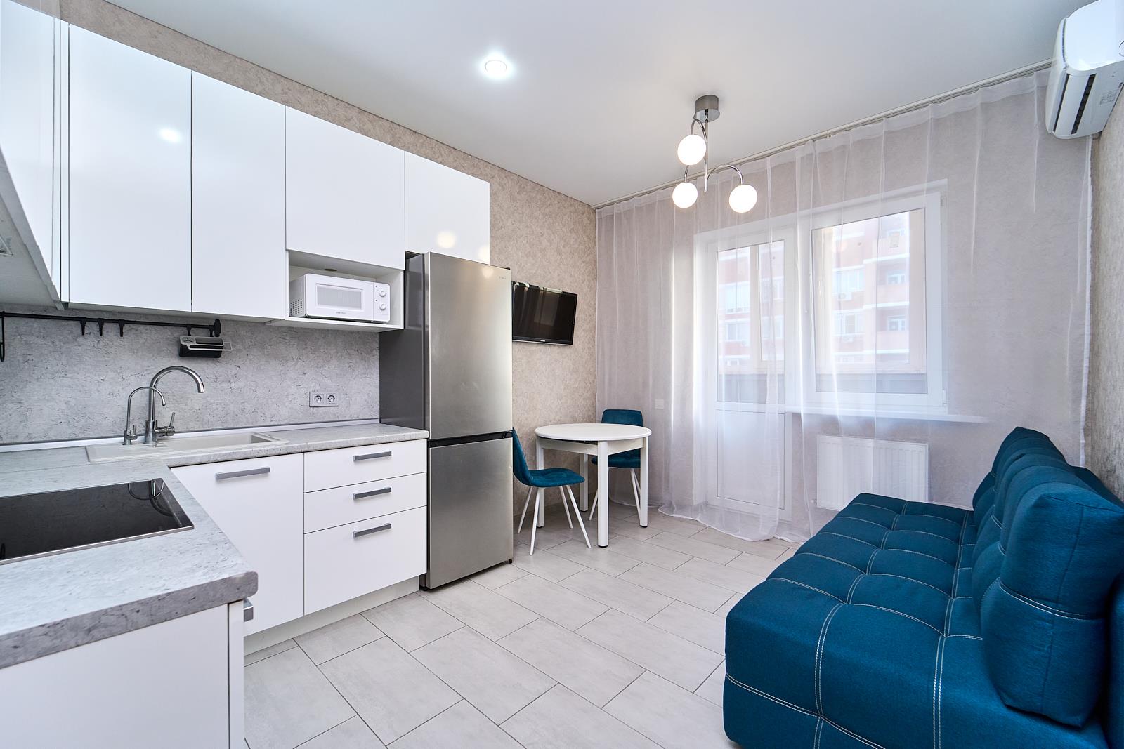 Фото №1: 1-комнатная квартира 51 м² - Краснодар, Западный внутригородской округ, мкр. Фестивальный, ул. Морская, 43