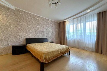 Фото №4: 4-комнатная квартира 136 м² - Джубга, ул. Советская, 39