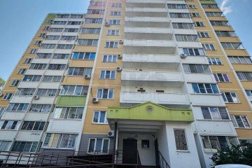 Фото №1: 2-комнатная квартира 61 м² - Краснодар, мкр. Почтовый, ул. имени Валерия Гассия, 14
