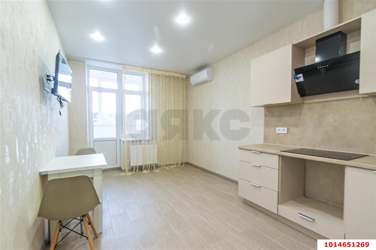 Фото №1: 1-комнатная квартира 41 м² - Краснодар, Губернский, ул. им. Героя Яцкова И.В., 19к2