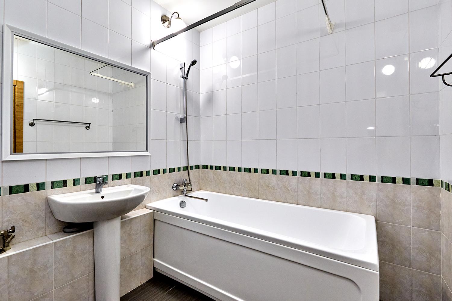 Фото №15: 2-комнатная квартира 83 м² - Краснодар, Центральный внутригородской округ, Западный внутригородской округ, мкр. Центральный, ул. Мира, 1