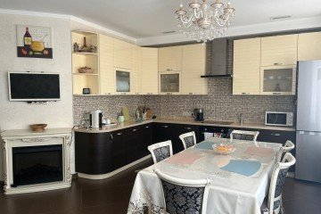 Фото №1: 3-комнатная квартира 121 м² - Краснодар, мкр. Центральный, ул. Кубанская Набережная, 23/1
