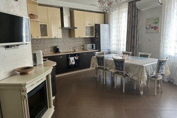 Фото №2: 3-комнатная квартира 121 м² - Краснодар, мкр. Центральный, ул. Кубанская Набережная, 23/1