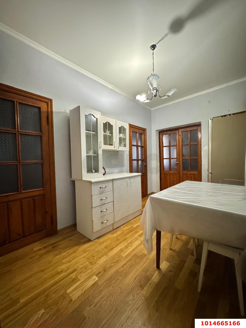 Фото №4: Дом <span class="whitespace-nowrap">160 м²</span> <span class="whitespace-nowrap">+ 1.8 сот.</span>, <span class="whitespace-nowrap">2 эт.</span> - Краснодар, Центральный внутригородской округ, мкр. Центральный, ул. Гимназическая, 46