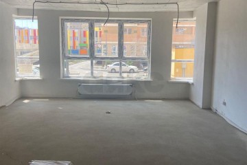 Фото №2: Торговое помещение 65 м² - Краснодар, мкр. жилой комплекс Радуга, ул. Евгении Жигуленко, 7к2