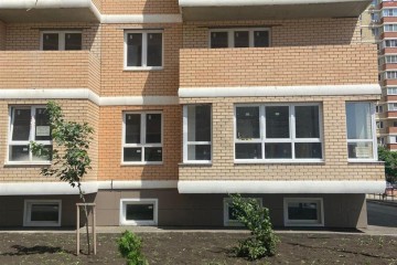 Фото №1: Торговое помещение 65 м² - Краснодар, мкр. жилой комплекс Радуга, ул. Евгении Жигуленко, 7к2