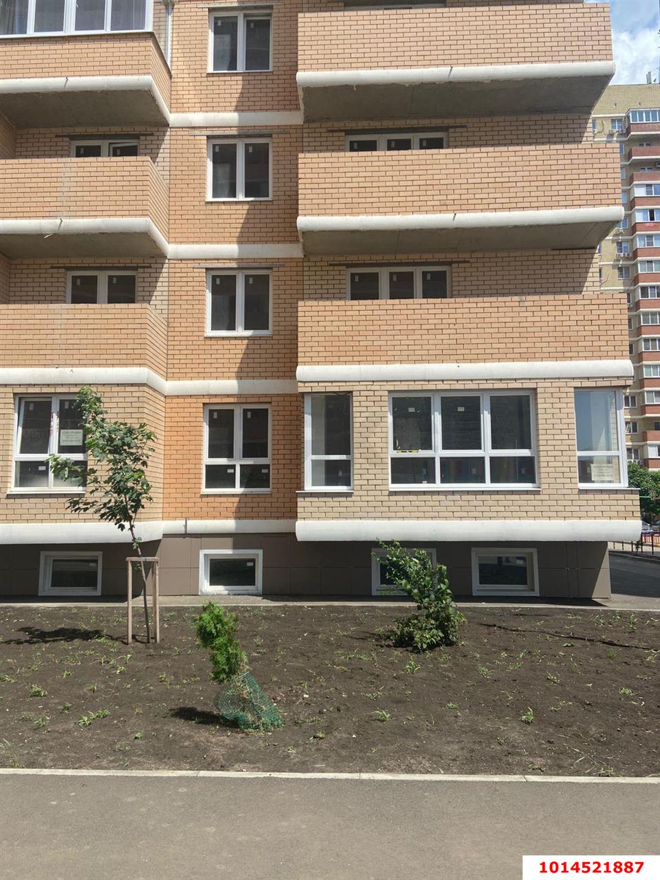 Фото №1: Торговое помещение 65 м² - Краснодар, жилой комплекс Радуга, ул. Евгении Жигуленко, 7к2