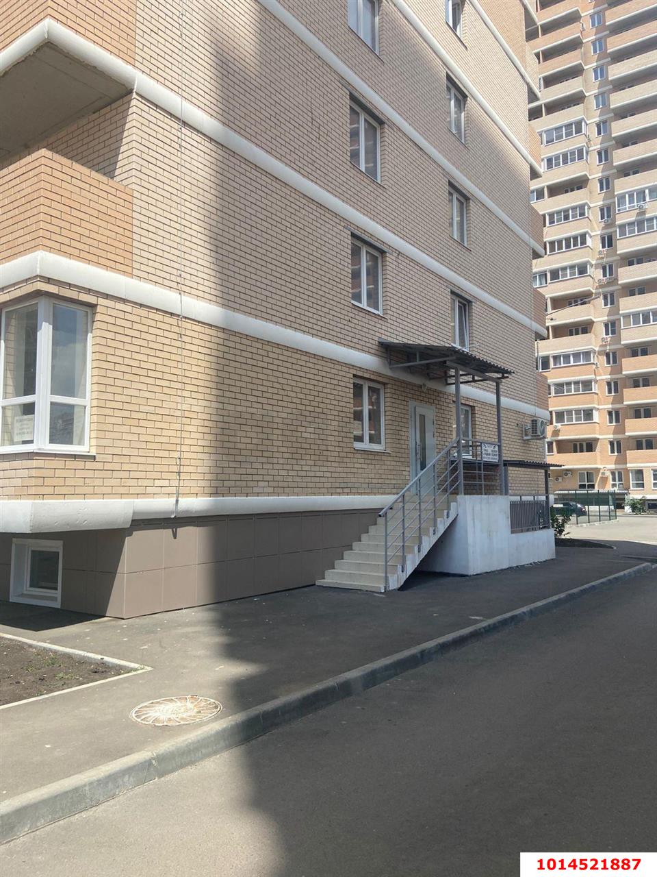 Фото №2: Торговое помещение 65 м² - Краснодар, жилой комплекс Радуга, ул. Евгении Жигуленко, 7к2