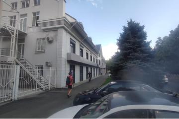 Фото №2: Коммерция 161 м² - Краснодар, мкр. Западный внутригородской округ, ул. имени Дзержинского, 14