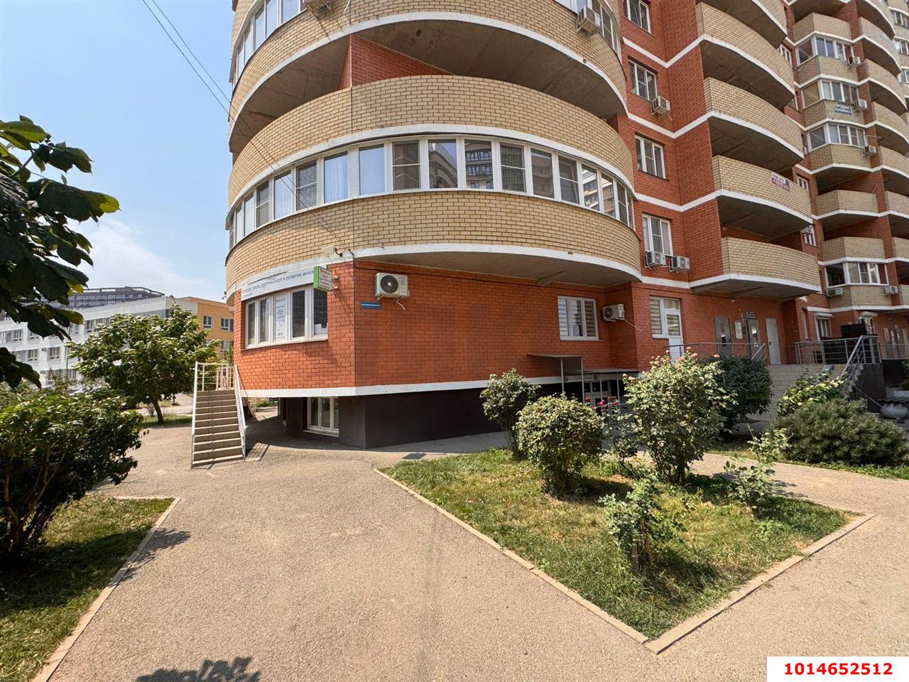 Фото №3: Торговое помещение 53 м² - Краснодар, Догма Парк, ул. Марины Цветаевой, 13