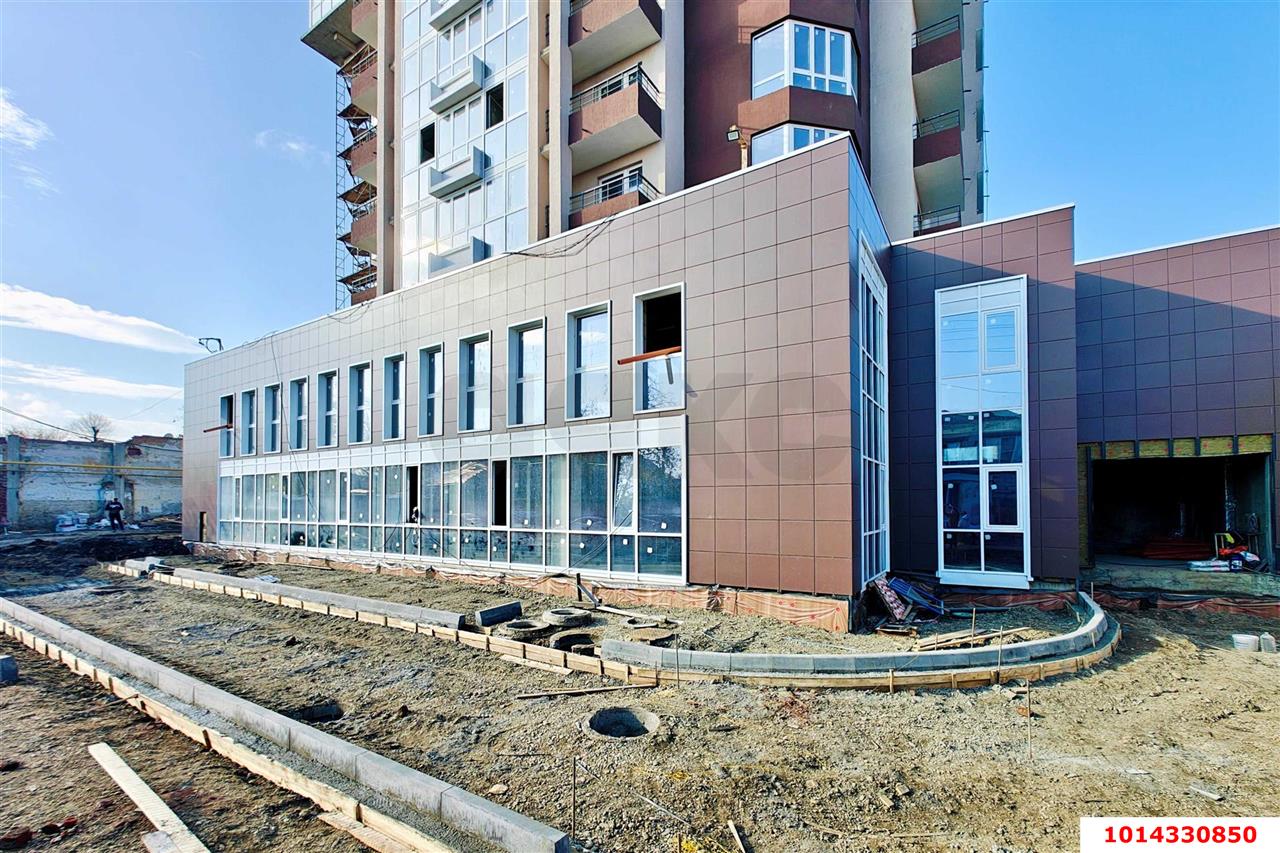 Фото №1: Торговое помещение 113 м² - Краснодар, Центральный, ул. Митрофана Седина, 131