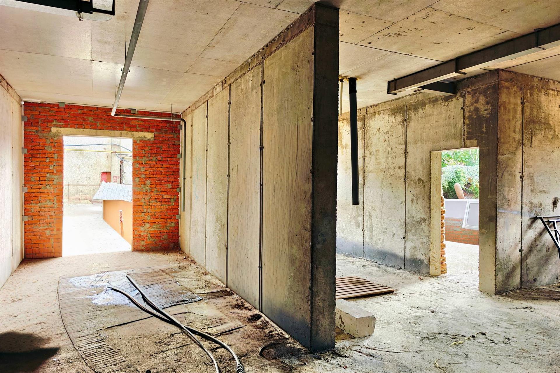 Фото №5: Коммерция 112 м² - Краснодар, Центральный внутригородской округ, мкр. Центральный, ул. Митрофана Седина, 131