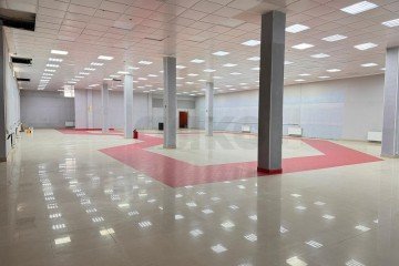 Фото №5: Торговое помещение 750 м² - Крымск, ул. Демьяна Бедного, 8