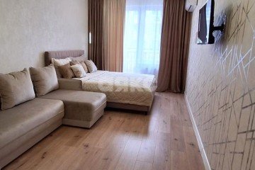 Фото №2: 1-комнатная квартира 43 м² - Мирное, мкр. жилой комплекс Бригантина, ул. Славы, 50к3