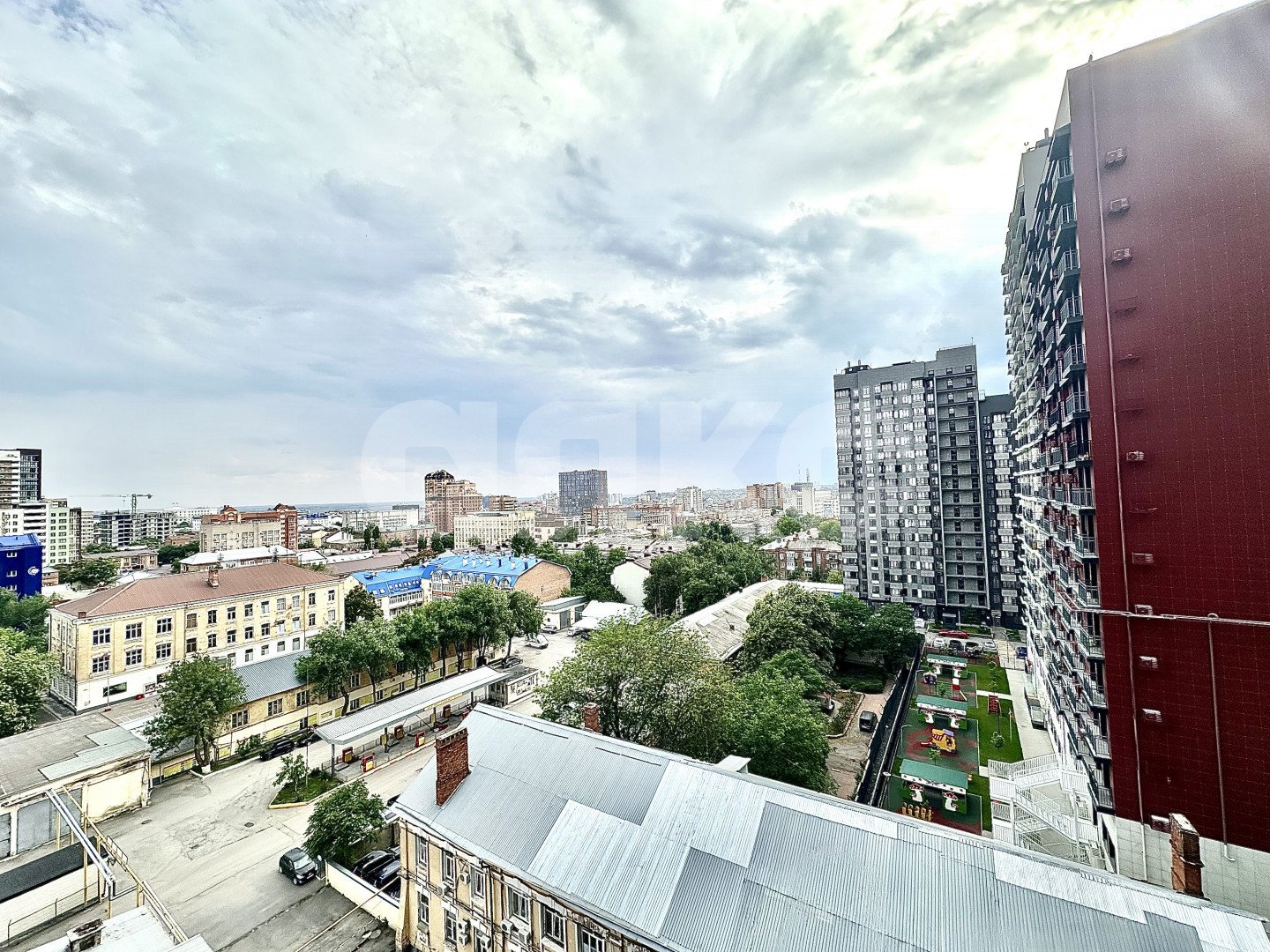 Фото №1: 1-комнатная квартира 44 м² - Ростов-на-Дону, жилой комплекс Соколова 68, пр-кт Соколова, 68/118В стр.1