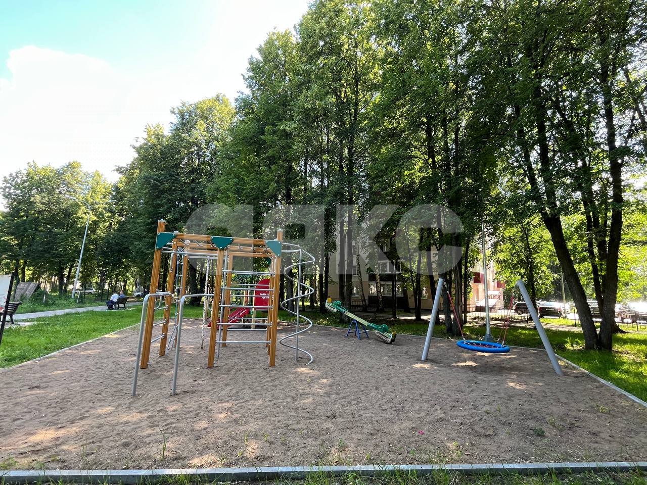 Фото №34: 3-комнатная квартира 55 м² - Нижнекамск, 2-й квартал, ул. Юности, 9В