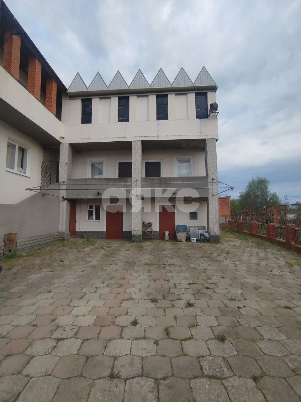 Фото №2: Дом 454 м² + 25 сот. - 