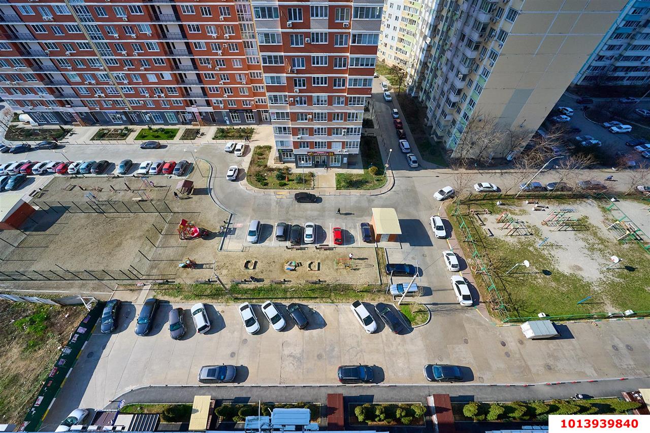Фото №18: 3-комнатная квартира 100 м² - Краснодар, жилой комплекс Поющие Фонтаны, ул. имени Невкипелого, 18к2