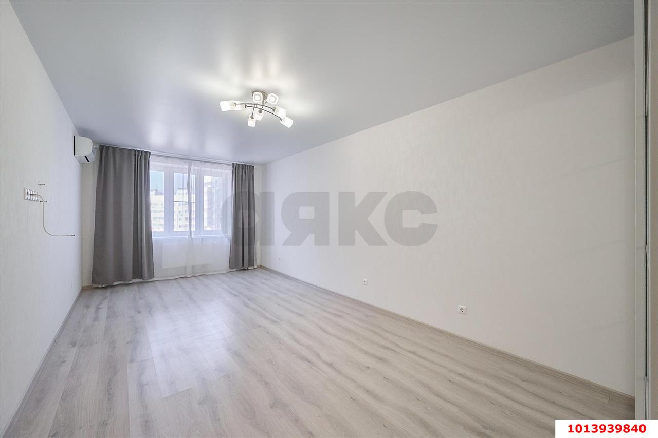 Фото №4: 3-комнатная квартира 100 м² - Краснодар, жилой комплекс Поющие Фонтаны, ул. имени Невкипелого, 18к2