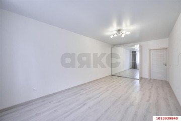 Фото №5: 3-комнатная квартира 100 м² - Краснодар, мкр. жилой комплекс Поющие Фонтаны, ул. имени Невкипелого, 18к2
