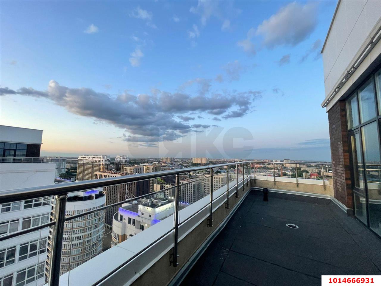 Фото №1: Пентхаус 156 м² - Краснодар, Карасунский внутригородской округ, Хлопчато-бумажный Комбинат, мкр. жилой комплекс Элегант, ул. Старокубанская, 137/1