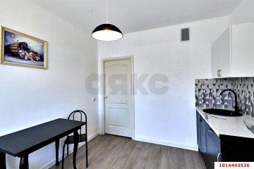 Фото №3: 1-комнатная квартира 40 м² - Краснодар, мкр. Московский, ул. им. Артюшкова В.Д., 1