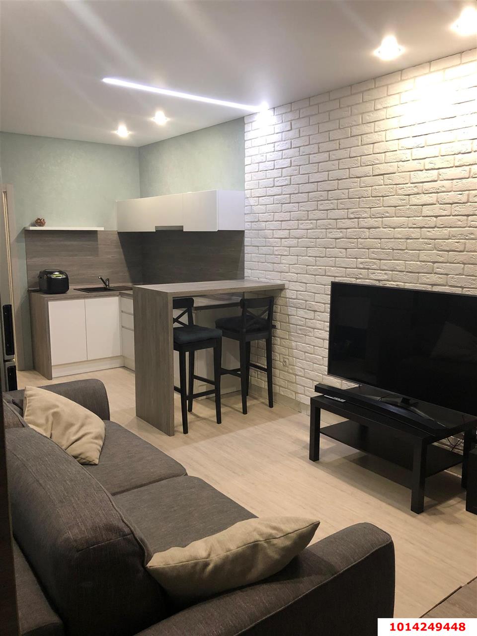 Фото №1: 1-комнатная квартира 43 м² - Краснодар, Музыкальный, ЖК Времена Года, имени Петра Метальникова, Завод Радиоизмерительных Приборов, Прикубанский внутригородской округ, мкр. жилой комплекс Времена года, ул. Петра Метальникова, 5к1