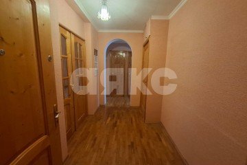 Фото №4: 3-комнатная квартира 63 м² - Майкоп, мкр. Восход, пер. 7-й, 16