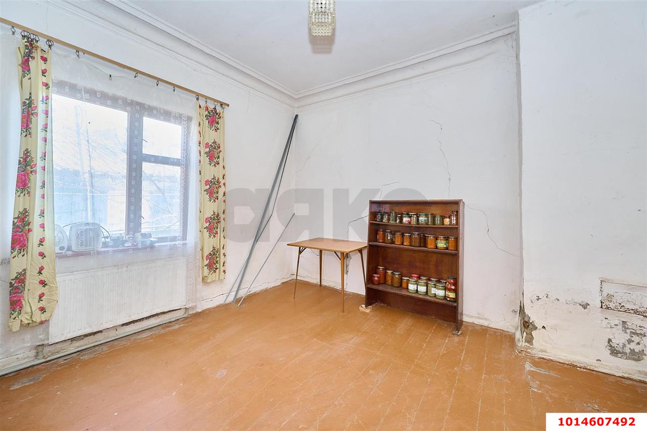 Фото №1: 1-комнатная квартира 26 м² - Краснодар, Центральный внутригородской округ, мкр. Центральный, ул. Чапаева, 124