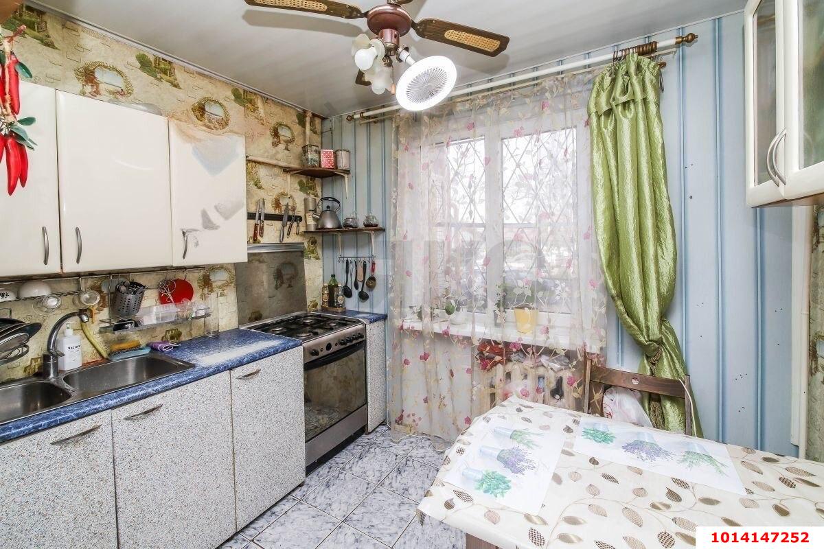 Фото №1: 4-комнатная квартира 100 м² - Краснодар, Комсомольский, ул. Уральская, 202