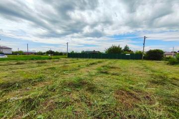 Фото №1: Земельный участок 4.25 сот. - Октябрьский, ст Радужное, пр-д 1-й Безымянный, 186